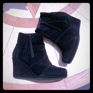 Toms Desert High Wedge Ankle Boot size 8